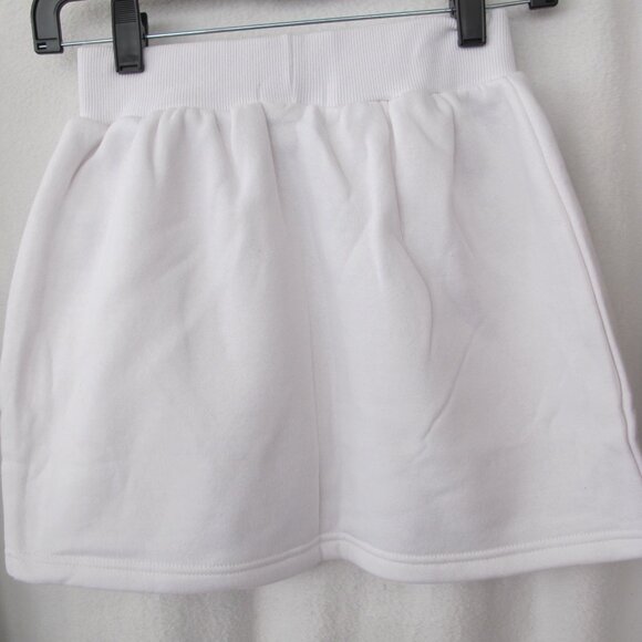 NWT - PrettyLittleThing Wrap Over Sweat Mini Skirt - Picture 10 of 13